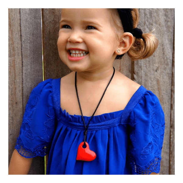 Heart Pendant Chew Necklace Heart Pendant Chew Necklace