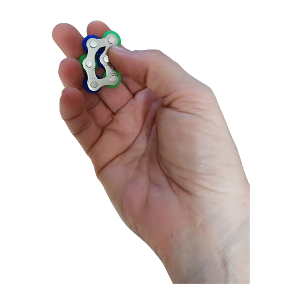 metal chain fidget in hand-sensory sensations-fun fidgets