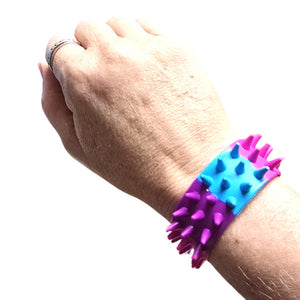 Spiky Snap Band